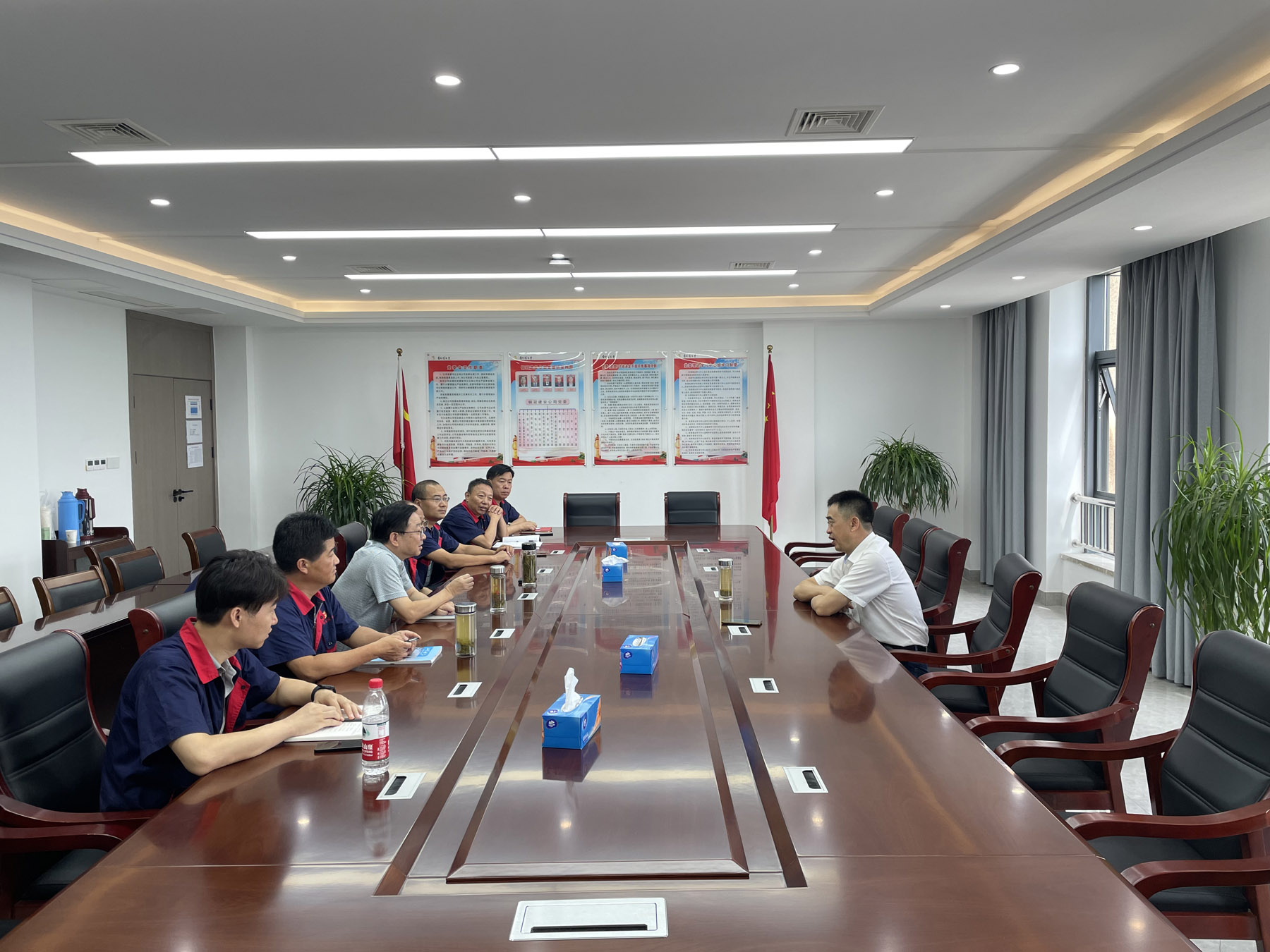 集團公司黨委委員、總工程師周俊到公司調研 
